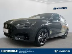 Grün Neu 2025 Hyundai i30 Advantage Limousine | 26.680 € (Guter Preis)