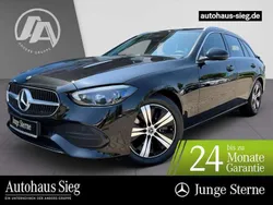 Obsidianschwarz Gebraucht 2023 Mercedes C220 Avantgarde Limousine | 37.184 € (Fairer Preis)