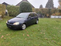 Blau Gebraucht 2002 Opel Corsa Eco Kleinwagen | 950 € (Fairer Preis)