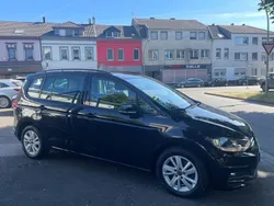 Schwarz Gebraucht 2021 VW Touran Comfortline Van / Kleinbus | 21.800 € (Superpreis)