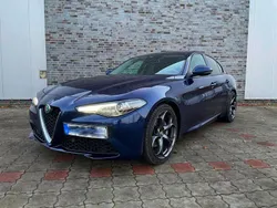 Blau Gebraucht 2017 Alfa Romeo Giulia Limousine | 18.700 € (Superpreis)