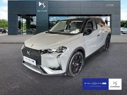 Seidengrau seidengrau Gebraucht 2024 DS Automobiles DS3 Crossback E-Tense Performance Line Plus SUV | 25.880 € (Fairer Preis)