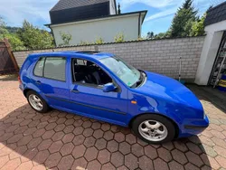 Blau Gebraucht 1998 VW Golf IV Basis Limousine | 1.100 € (Guter Preis)