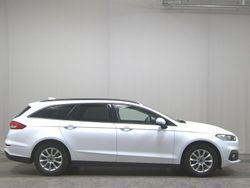 Weiss Gebraucht 2022 Ford Mondeo Trend Kombi | 14.480 € (Guter Preis)