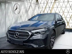Metalliclack obsidianschwarz Gebraucht 2025 Mercedes E450 Kombi | 91.990 € (Guter Preis)