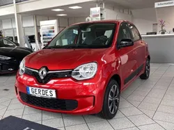 Rot Gebraucht 2021 Renault Twingo SE Kleinwagen | 12.450 € (Etwas zu teuer)