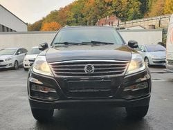Schwarz Gebraucht 2012 Ssangyong (KGM) Rexton SUV | 10.199 €