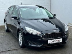 Schwarz Gebraucht 2017 Ford Focus Trend Limousine | 9.999 € (Etwas zu teuer)