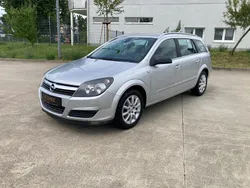 Silber Gebraucht 2005 Opel Astra Elegance Kombi | 2.790 € (Teuer)