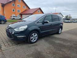 Grau Gebraucht 2011 Ford S-MAX S Van / Kleinbus | 6.390 € (Fairer Preis)