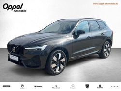 Platinum grey / metallic Gebraucht 2024 Volvo XC60 Plus SUV | 52.990 € (Etwas zu teuer)