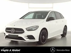 Weiß Gebraucht 2021 Mercedes B250e AMG line Van / Kleinbus | 29.880 € (Etwas zu teuer)