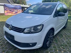 Weiß Gebraucht 2012 VW Touran Style Van / Kleinbus | 7.900 € (Fairer Preis)