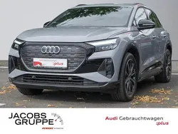 Kieselgrau Gebraucht 2022 Audi Q4 e-tron Advanced SUV | 29.930 € (Fairer Preis)