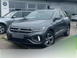 Grau Gebraucht 2024 VW T-Roc IQ Drive SUV | 33.949 € (Etwas zu teuer)