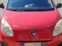 Rot Gebraucht 2009 Renault Twingo Expression Kleinwagen | 2.500 € (Etwas zu teuer)