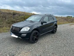 Schwarz Gebraucht 2010 Mercedes ML350 SUV | 11.000 € (Fairer Preis)