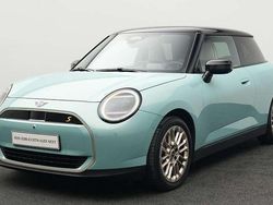 Grün Gebraucht 2024 Mini Cooper SE Favoured Kleinwagen | 31.967 € (Fairer Preis)