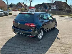 Schwarz Gebraucht 2015 VW Golf VII Limousine | 12.000 € (Fairer Preis)