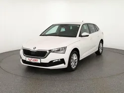 Weiß Gebraucht 2024 Skoda Scala Kleinwagen | 18.900 € (Guter Preis)