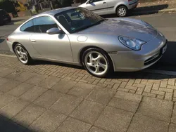 Silber Gebraucht 2004 Porsche 911 Carrera 4 Coupé | 29.000 € (Fairer Preis)