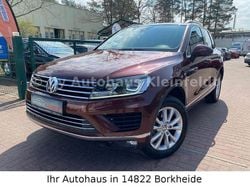 Rot Gebraucht 2017 VW Touareg Executive SUV | 18.500 € (Etwas zu teuer)
