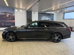 Grafitgrau metallic Gebraucht 2024 Mercedes E220 AMG line Kombi | 54.595 € (Fairer Preis)
