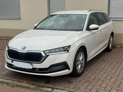 Weiß Gebraucht 2020 Skoda Octavia First Edition Limousine | 16.950 € (Fairer Preis)