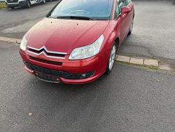 Rot Gebraucht 2004 Citroën C4 Limousine | 2.900 € (Etwas zu teuer)