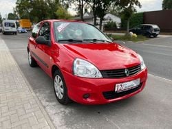 Rot Gebraucht 2012 Renault Clio II Campus Kleinwagen | 3.990 € (Teuer)