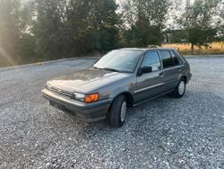 Grau Gebraucht 1987 Nissan Sunny Kombi | 3.800 €