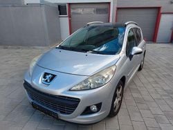 Grau Gebraucht 2012 Peugeot 207 Premium Kombi | 3.700 € (Guter Preis)