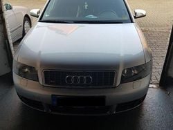 Silber Gebraucht 2003 Audi S4 S-Line Kombi | 8.500 € (Etwas zu teuer)