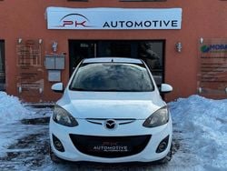 Weiß Gebraucht 2013 Mazda 2 Edition Limousine | 4.900 € (Fairer Preis)