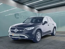 Schwarz Gebraucht 2023 Mercedes GLC200 Avantgarde SUV | 50.520 € (Fairer Preis)