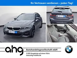 Grau Gebraucht 2021 BMW 320 M Sport Kombi | 30.990 € (Fairer Preis)