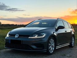 Grau Gebraucht 2019 VW Golf VII R Kombi | 26.900 € (Etwas zu teuer)