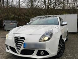 Weiß Gebraucht 2014 Alfa Romeo MiTo Kleinwagen | 5.490 €