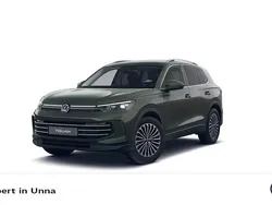 Grün Gebraucht 2024 VW Tiguan Elegance SUV | 37.688 € (Fairer Preis)