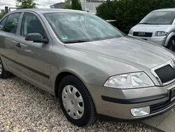 Beige Gebraucht 2008 Skoda Octavia Limousine | 3.590 € (Fairer Preis)