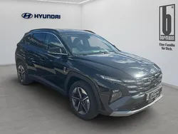 Schwarz metallic Neu 2025 Hyundai Tucson Trend SUV | 49.490 € (Teuer)