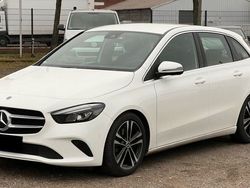 Weiß polarweiss unilack Gebraucht 2019 Mercedes B220 Van / Kleinbus | 22.480 € (Fairer Preis)