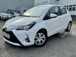 Weiß Gebraucht 2019 Toyota Yaris Hybrid Business Edition Limousine | 13.500 € (Guter Preis)
