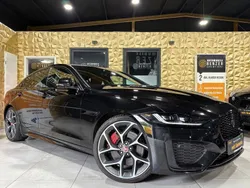 Schwarz Gebraucht 2022 Jaguar XE R-Dynamic Limousine | 33.799 € (Etwas zu teuer)