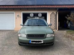 Grün Gebraucht 1996 Audi A4 Kombi | 2.900 € (Teuer)