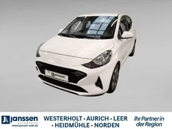 Weiß Gebraucht 2024 Hyundai i10 Trend Kleinwagen | 18.990 € (Fairer Preis)
