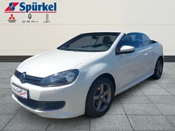 Weiss Gebraucht 2016 VW Golf Cabriolet Basis Cabrio | 12.850 € (Fairer Preis)