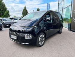 Abyss black / mic Gebraucht 2024 Hyundai Staria Trend Van | 49.690 €