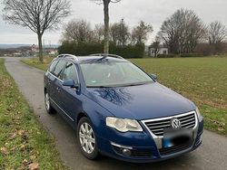 Blau Gebraucht 2006 VW Passat Highline Kombi | 2.600 € (Fairer Preis)