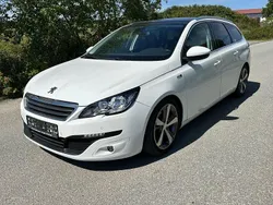 Weiß Gebraucht 2015 Peugeot 308 Style Kombi | 4.200 € (Superpreis)